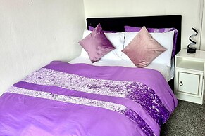 Cosy Leicester Apartment With 2 Bedrooms