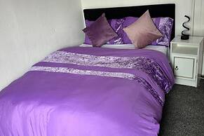 Cosy Leicester Apartment With 2 Bedrooms