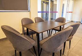 Housr Studio Rooms Sector 38 Gurgaon