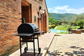 Casa rodeada de naturaleza en Villeta