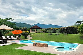 Casa rodeada de naturaleza en Villeta