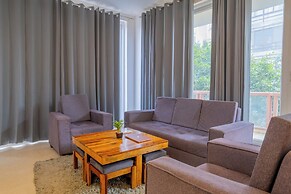 Housr Sector 27 Supermart 1 Gurgaon