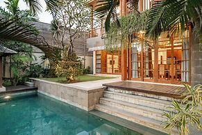 Bale Gede Luxury Villas by Moria