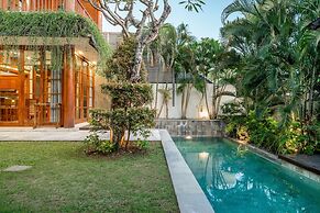 Bale Gede Luxury Villas by Moria