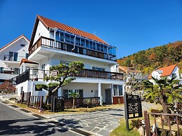Namhae German Village Hercules