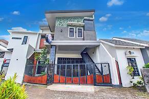 OYO 94509 Salsabillah Homestay Syariah