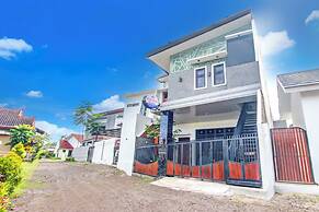 OYO 94509 Salsabillah Homestay Syariah
