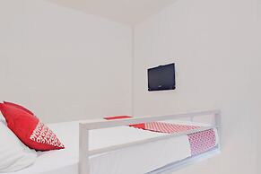 OYO 94502 Helloroom Bangka