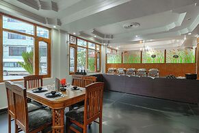 HOTEL NAVEEN MANALI BY BLUEKO HOTEL