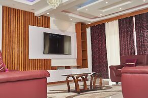 Luxe Guest House