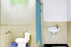 OYO 94512 Mega Inn Guest House