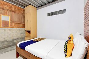 SPOT ON 94538 Sopo Paredangan Homestay