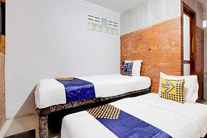 SPOT ON 94538 Sopo Paredangan Homestay