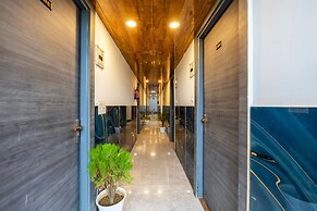 Hotel Admire Inn Sector 104