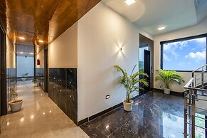 Hotel Admire Inn Sector 104