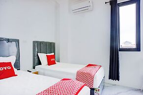 Capital O 94254 Dental Inn