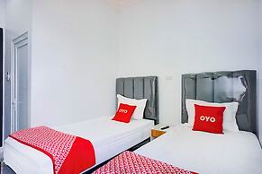 Capital O 94254 Dental Inn