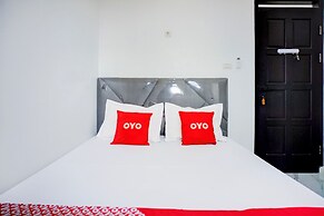 Capital O 94254 Dental Inn