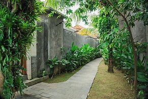 Kemawan Luxury Villas