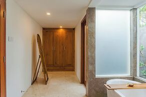 Kemawan Luxury Villas