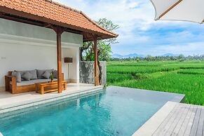 Kemawan Luxury Villas