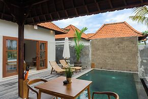 Kemawan Luxury Villas