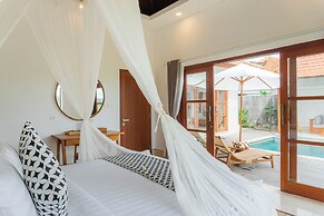 Kemawan Luxury Villas