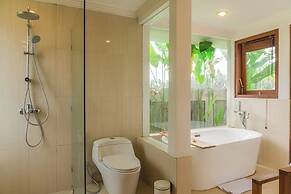 Kemawan Luxury Villas