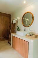 Kemawan Luxury Villas