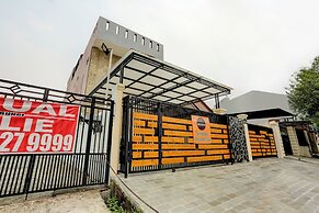 OYO 4009 Jabusimo Syariah Near Rumah