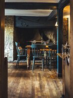 The Tytherleigh Arms