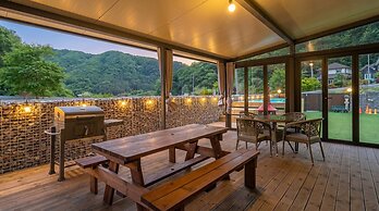 Hongcheon Lucky Dog Pension