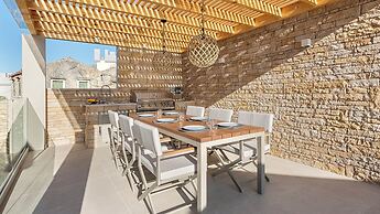 Sea n Sky by WhiteDream Villas