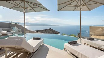 Sea n Sky by WhiteDream Villas