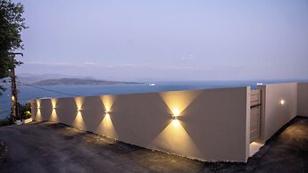 Sea n Sky by WhiteDream Villas