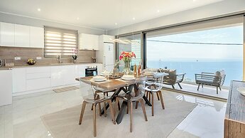 Sea n Sky by WhiteDream Villas