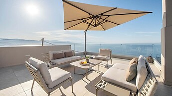 Sea n Sky by WhiteDream Villas