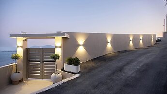 Sea n Sky by WhiteDream Villas