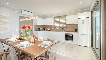 Sea n Sky by WhiteDream Villas