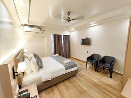 Hotel Palm Paradise Puri