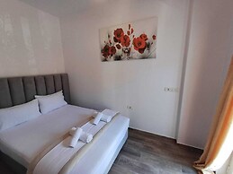 Velco BB Himara
