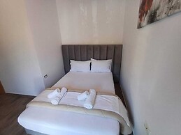 Velco BB Himara