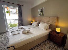 Skiathos Platis House