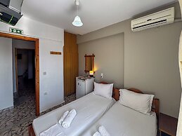 Skiathos Platis House