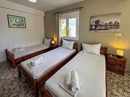 Skiathos Platis House