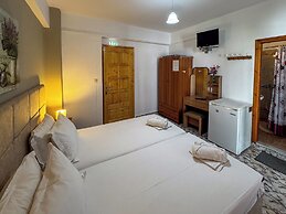 Skiathos Platis House