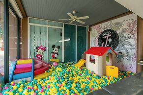 Baan Phing Phu Praew Cha-Am