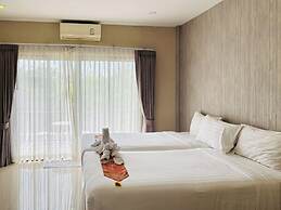 Baan Phing Phu Praew Cha-Am