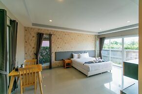 Baan Phing Phu Praew Cha-Am