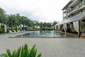 Baan Phing Phu Praew Chaam